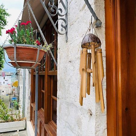 Guest House And Hostel Val-Mar Gjirokaster Ngoại thất bức ảnh