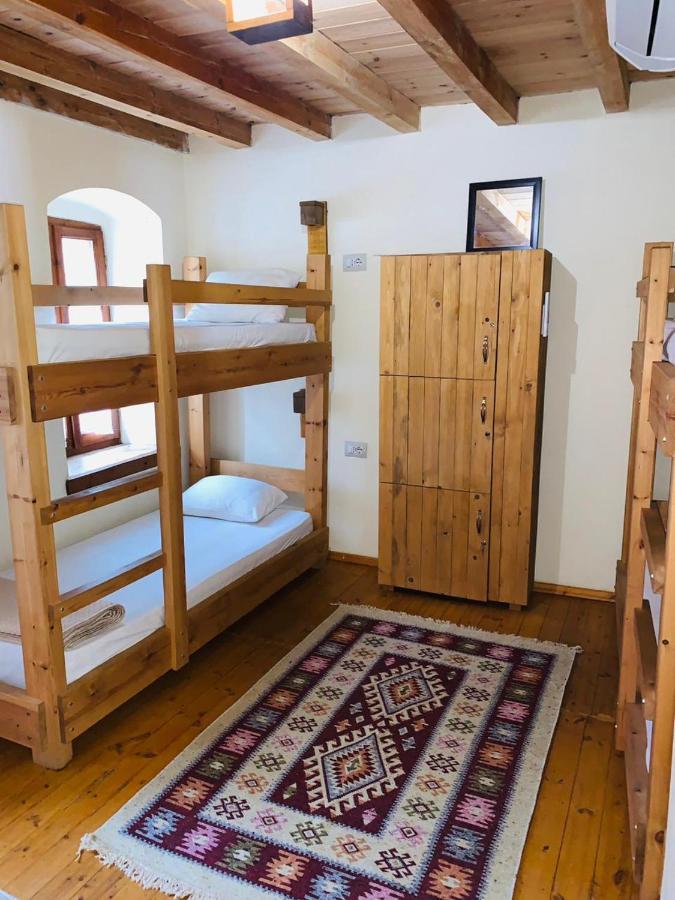 Guest House And Hostel Val-Mar Gjirokaster Ngoại thất bức ảnh