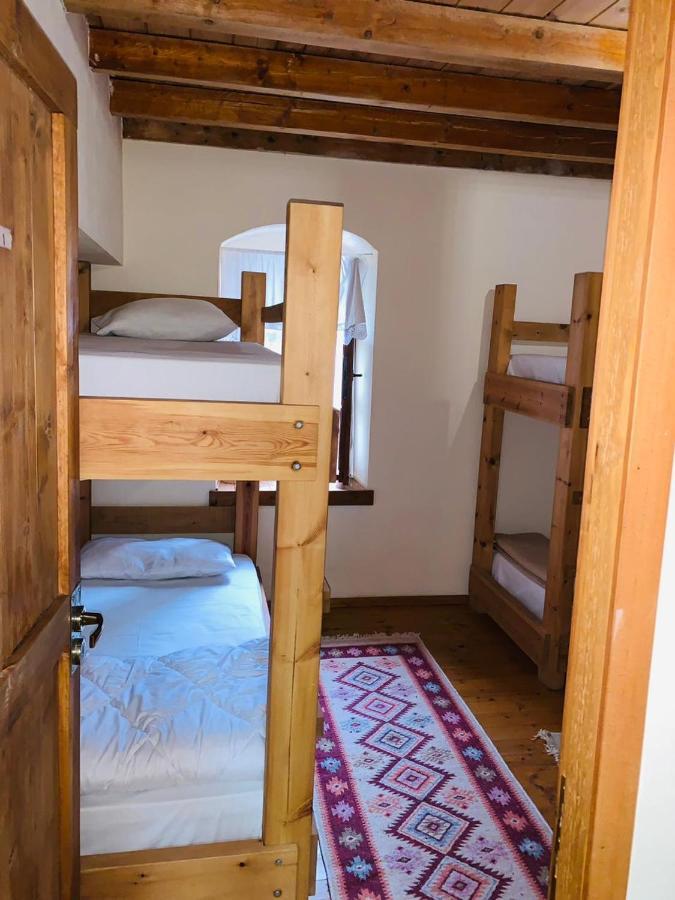 Guest House And Hostel Val-Mar Gjirokaster Ngoại thất bức ảnh