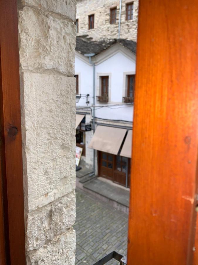 Guest House And Hostel Val-Mar Gjirokaster Ngoại thất bức ảnh
