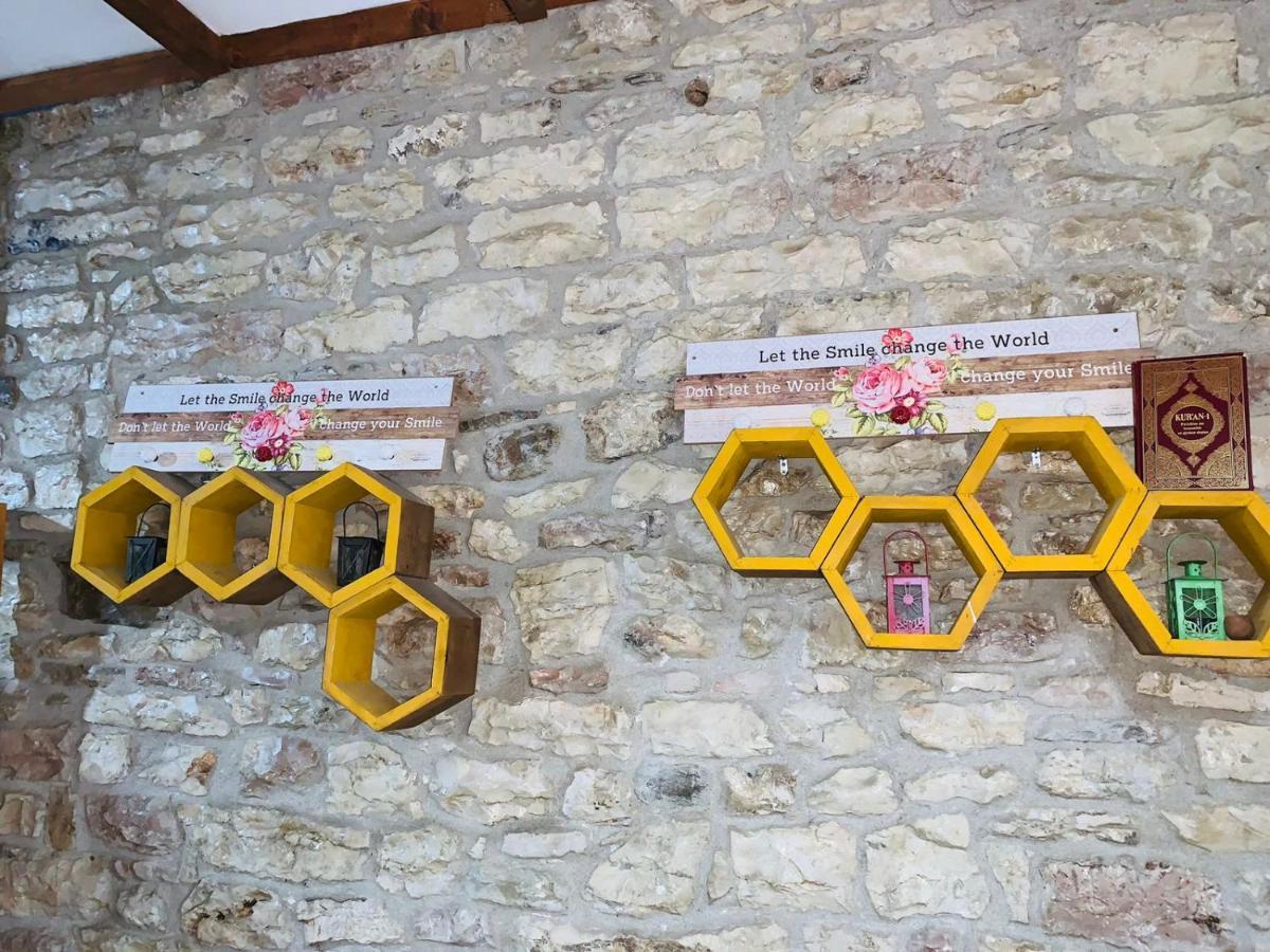 Guest House And Hostel Val-Mar Gjirokaster Ngoại thất bức ảnh