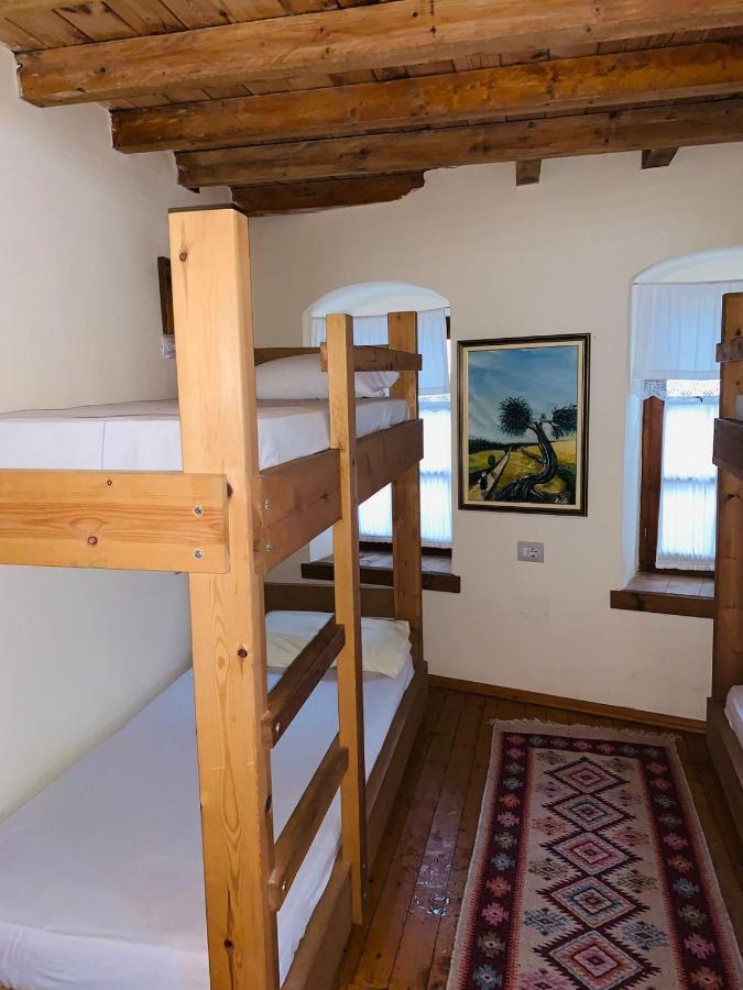 Guest House And Hostel Val-Mar Gjirokaster Ngoại thất bức ảnh