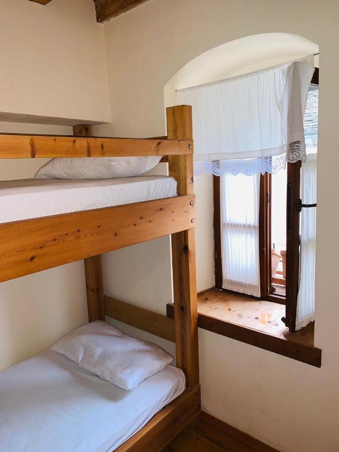 Guest House And Hostel Val-Mar Gjirokaster Ngoại thất bức ảnh