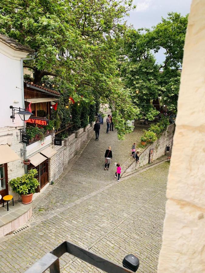 Guest House And Hostel Val-Mar Gjirokaster Ngoại thất bức ảnh