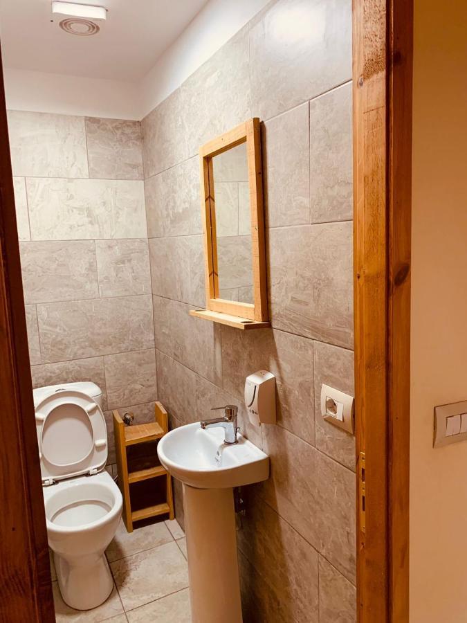 Guest House And Hostel Val-Mar Gjirokaster Ngoại thất bức ảnh